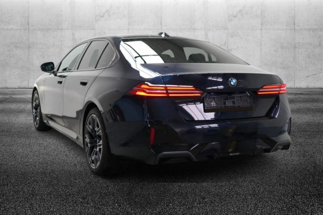 BMW 520 d 48V xDrive Msport - foto 4 di 4