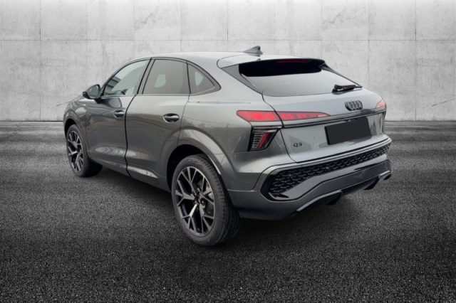 Audi Q3 SPB TFSI 110 kW mHEV S tronic S Line edition - foto 3 di 4