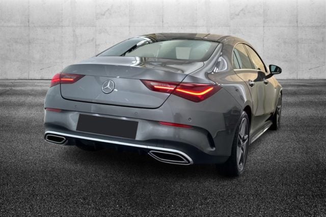 Mercedes-Benz CLA 200 Automatic AMG Line Advanced Plus - foto 3 di 4