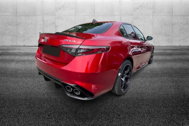 Alfa Romeo Giulia 2.9 V6 Bi-Turbo AT8 Quadrifoglio - foto 4 di 4