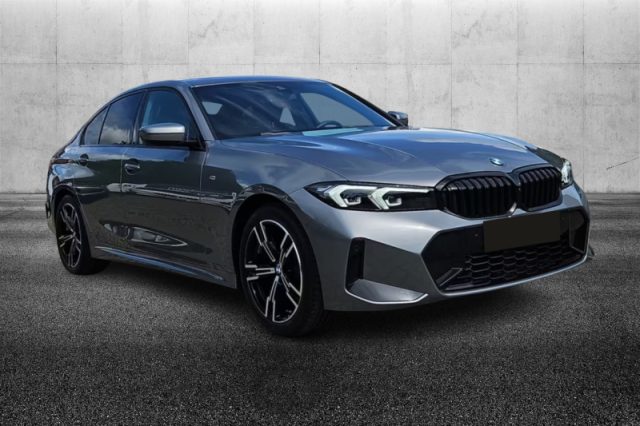 BMW 318 i Msport - foto 2 di 8