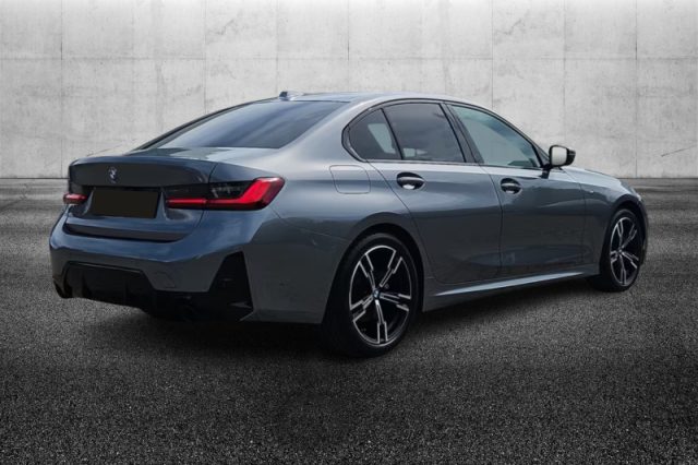 BMW 318 i Msport - foto 3 di 8