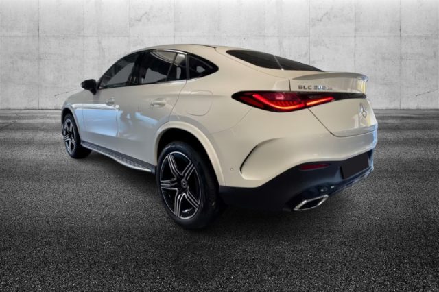 Mercedes-Benz GLC 300 de hybrid EQ 4Matic Coupé AMG Line Premium - foto 4 di 4