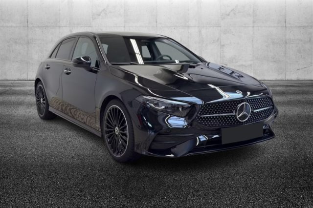 Mercedes-Benz A 200 d Automatic AMG Line Premium - foto 2 di 4