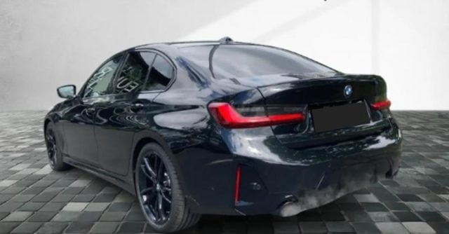 BMW 330 i Msport - foto 3 di 4