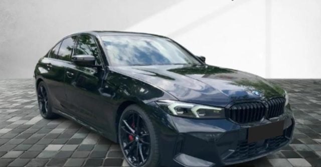 BMW 330 i Msport - foto 2 di 4
