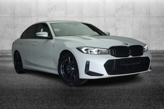 BMW 320 d 48V Msport - foto 2 di 4