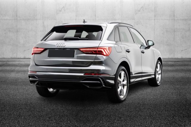 Audi Q3 35 TDI S tronic S line edition - foto 3 di 4