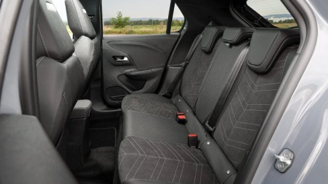 Opel Corsa 1.2 100 CV Ultimate nuovo a PIEVE DI CENTO