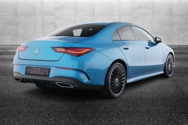 Mercedes-Benz CLA 200 Automatic AMG Line Advanced Plus - foto 2 di 4