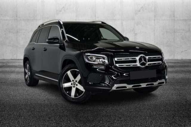 Mercedes-Benz GLB 180 Automatic Sport - foto 2 di 4