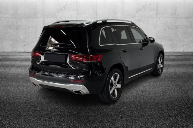 Mercedes-Benz GLB 180 Automatic Sport - foto 3 di 4