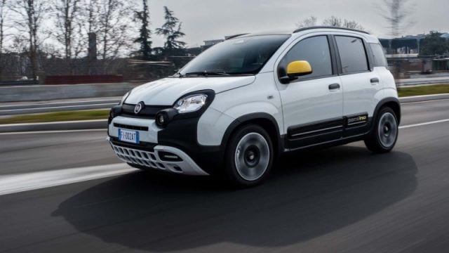 Fiat Pandina 1.0 FireFly 65 CV Hybrid Cross nuovo a PIEVE DI CENTO