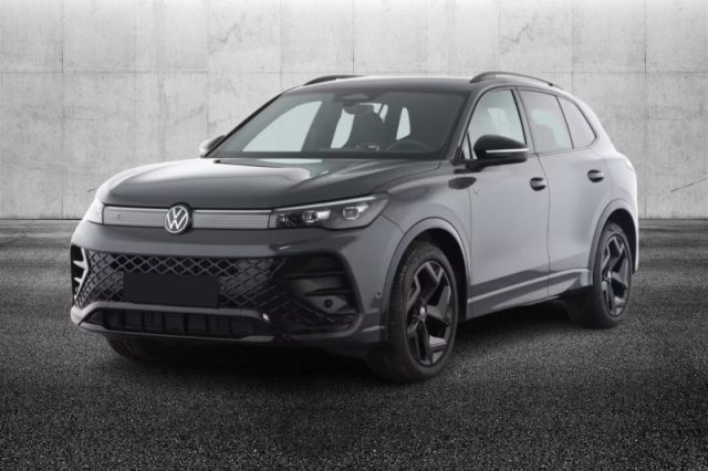 Volkswagen Tiguan 1.5 eTSI 150 CV ACT DSG R-Line usato a PIEVE DI CENTO