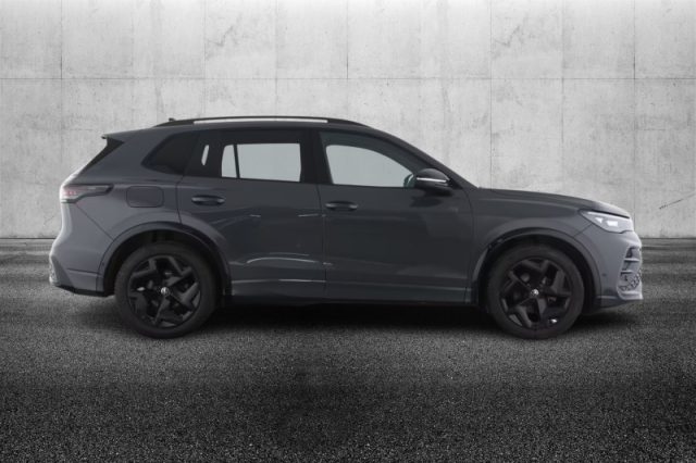 Volkswagen Tiguan 1.5 eTSI 150 CV ACT DSG R-Line - foto 4 di 4