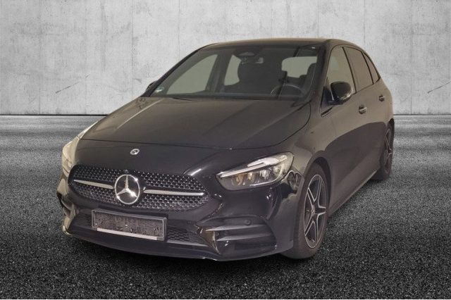 Mercedes-Benz B 180 Automatic Premium semestrale a PIEVE DI CENTO