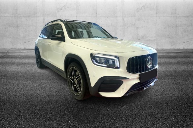 Mercedes-Benz GLB 200 Automatic 4Matic Premium - foto 2 di 4