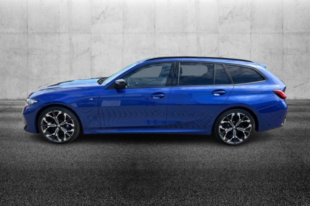 BMW 340 M d 48V xDrive Touring Serie 3(G20/1-80/1) - foto 4 di 4