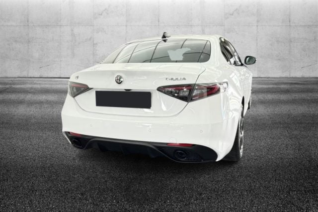 Alfa Romeo Giulia 2.0 Turbo 280 CV AT8 AWD Q4 Veloce - foto 3 di 4