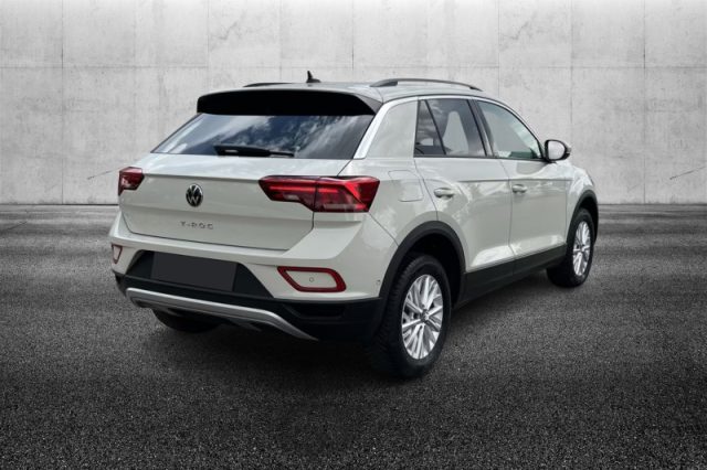 Volkswagen T-Roc 1.5 TSI ACT DSG Style - foto 2 di 4