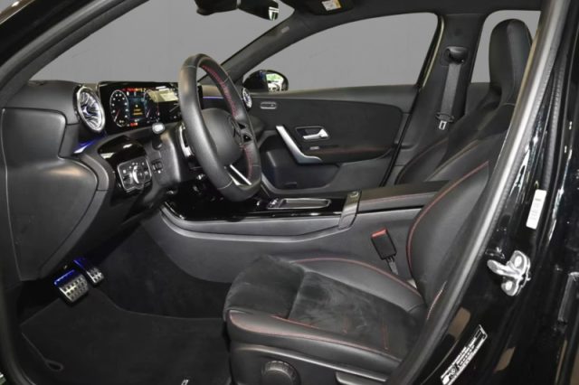 Mercedes-Benz A 180 Automatic AMG Line Advanced Plus - foto 3 di 4