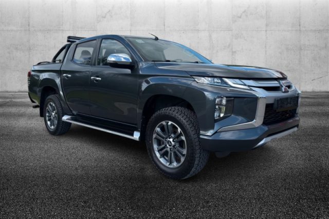 Mitsubishi L200 2.3 D Double Cab 4x4 Super Select Diamond - foto 2 di 4