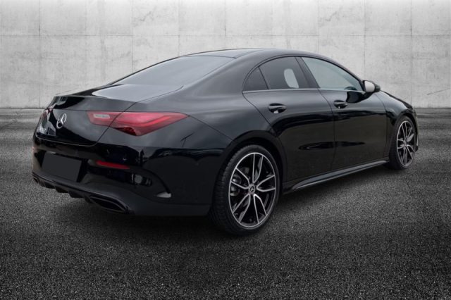 Mercedes-Benz CLA 200 d Automatic AMG Line Premium - foto 3 di 4
