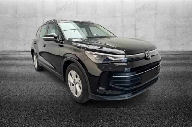 Volkswagen Tiguan 2.0 TDI 150 CV DSG Life semestrale a PIEVE DI CENTO
