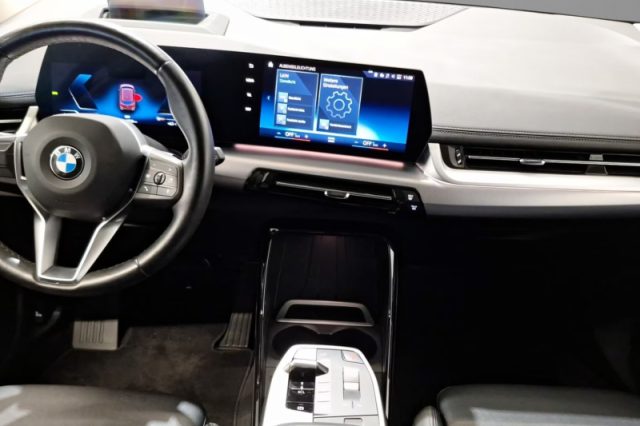 BMW 223 i 48V Active Tourer - foto 4 di 8