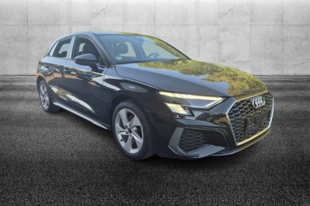Audi A3 SPB 40 TFSI e S tronic S line edition - foto 2 di 4