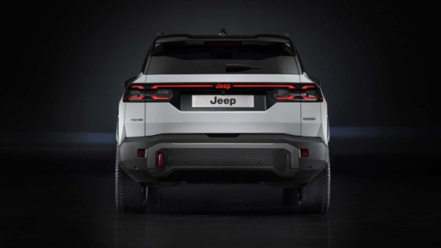 Jeep Compass 1.2 Turbo 48V e-Hybrid Altitude - foto 4 di 4