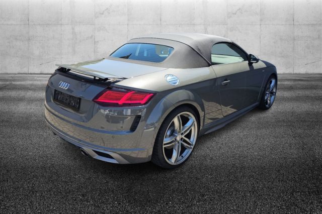 Audi TT Roadster 40 TFSI S tronic - foto 4 di 4