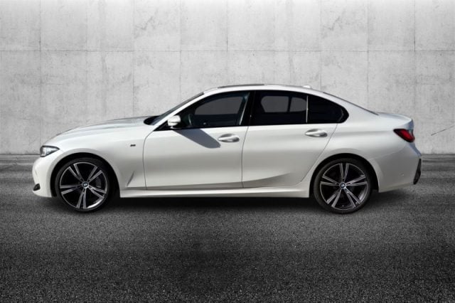 BMW 330 d 48V xDrive Msport - foto 3 di 4