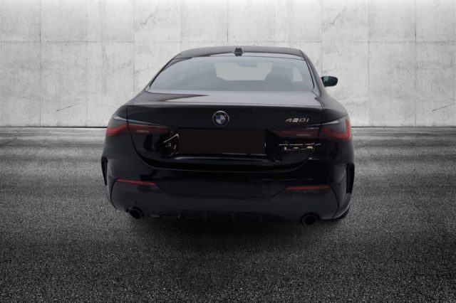 BMW 420 i Coupé Msport - foto 3 di 4