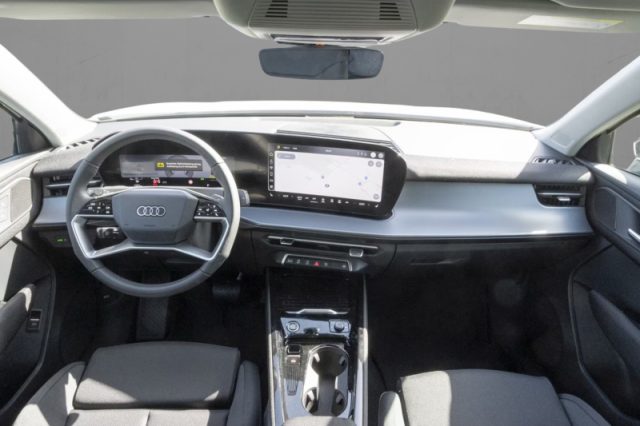 Audi Q3 SPB TFSI 110 kW mHEV S tronic S Line edition - foto 4 di 4