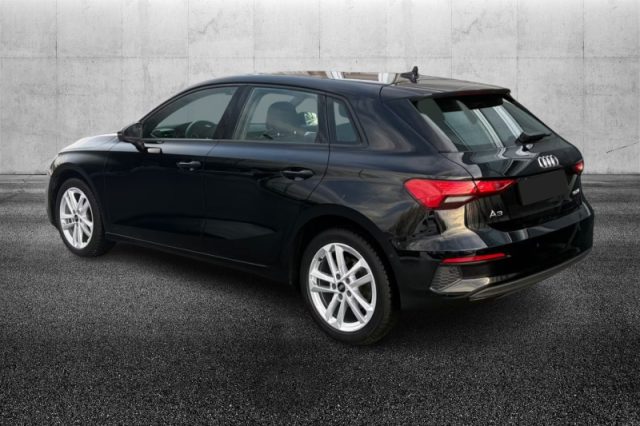 Audi A3 SPB 30 TDI S tronic - foto 2 di 4