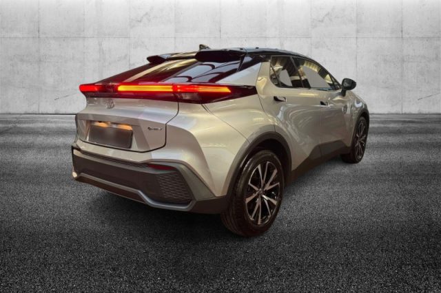 Toyota C-HR 1.8 Hybrid E-CVT Trend - foto 3 di 4
