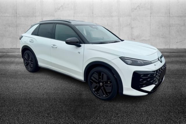 Volkswagen T-Roc 1.5 eTSI ACT 150 CV DSG R-Line - foto 2 di 4