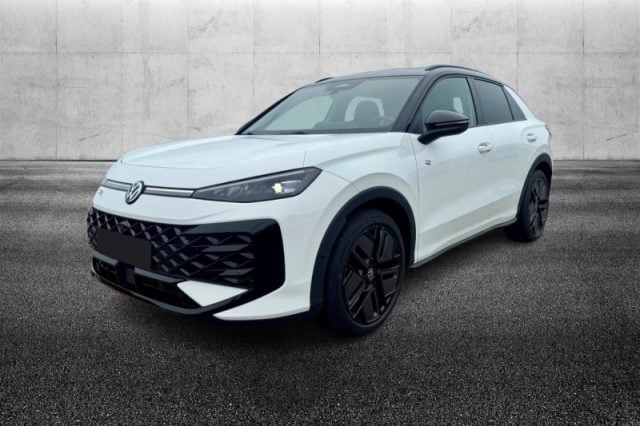 Volkswagen T-Roc 1.5 eTSI ACT 150 CV DSG R-Line semestrale a PIEVE DI CENTO