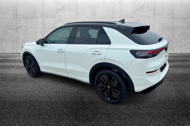 Volkswagen T-Roc 1.5 eTSI ACT 150 CV DSG R-Line - foto 4 di 4