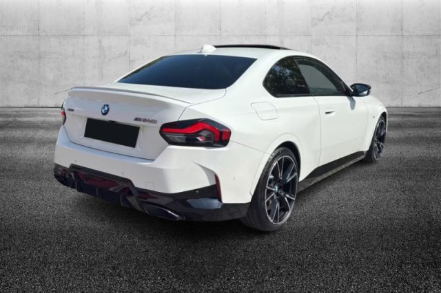 BMW 240 M 240i xDrive - foto 3 di 4