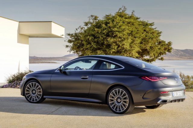 Mercedes-Benz CLE 300 e hybrid EQ Coupé AMG Line Premium Plus nuovo a PIEVE DI CENTO