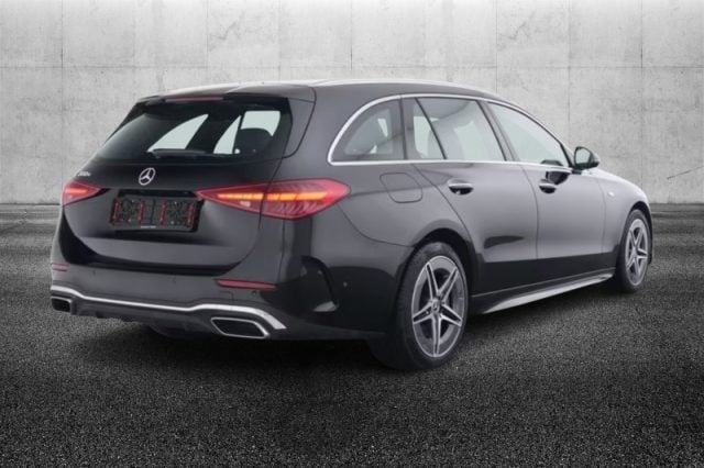 Mercedes-Benz C 300 e hybrid EQ S.W. AMG Line Advanced Plus - foto 2 di 4