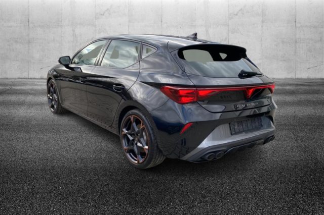 CUPRA Leon 2.0 TSI 300 CV DSG VZ - foto 4 di 4