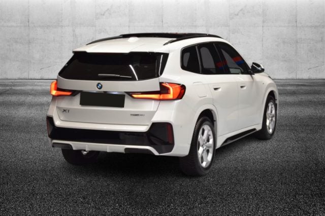 BMW X1 sDrive 18i Msport - foto 3 di 4