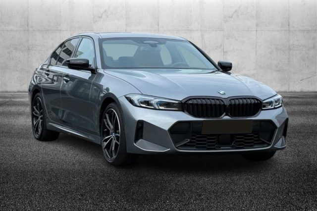 BMW 320 d 48V xDrive Msport Pro - foto 2 di 4