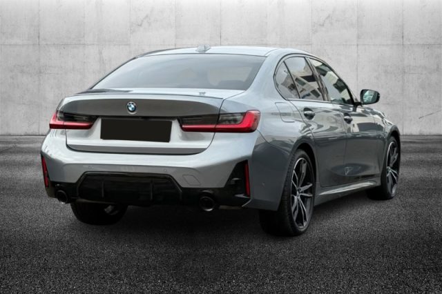 BMW 320 d 48V xDrive Msport Pro - foto 3 di 4