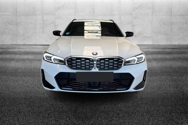 BMW 340 M d 48V xDrive Touring Serie 3(G20/1-80/1) - foto 4 di 8