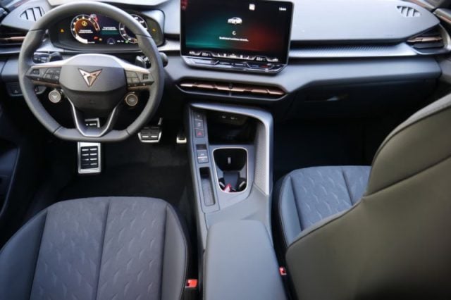 CUPRA Terramar 2.0 TSI DSG 4Drive VZ - foto 4 di 4