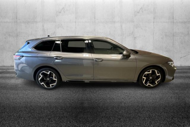 Volkswagen Passat 2.0 TDI 150 CV SCR DSG R-Line - foto 4 di 8